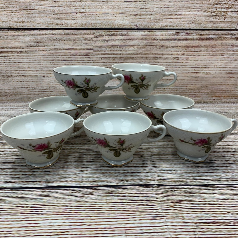 Vintage Floral‎ Tea Cups Set of 8 Rose Bud Gold Trim C-207 Fine China w. Case